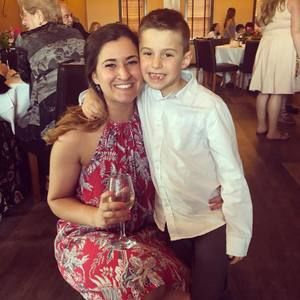 Meet your Posher, Mia